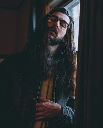 Poil incarné : Causes et préventions