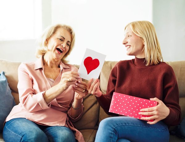 Idée de cadeau : comment faire plaisir à sa grand-mère ?